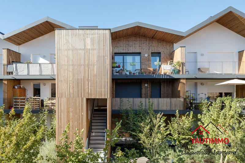 Appartement - 96 m² - 4 pièces