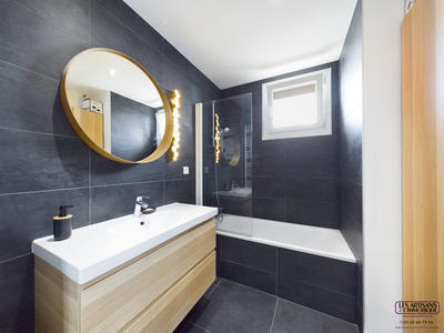 Appartement - 77 m² - 4 pièces