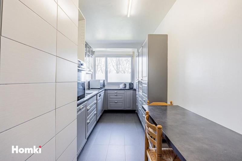 Appartement - 80 m² - 3 pièces