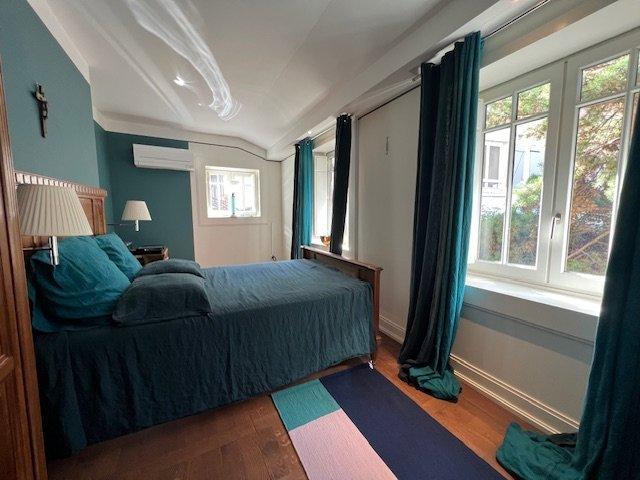 Maison - 232 m² - 6 pièces