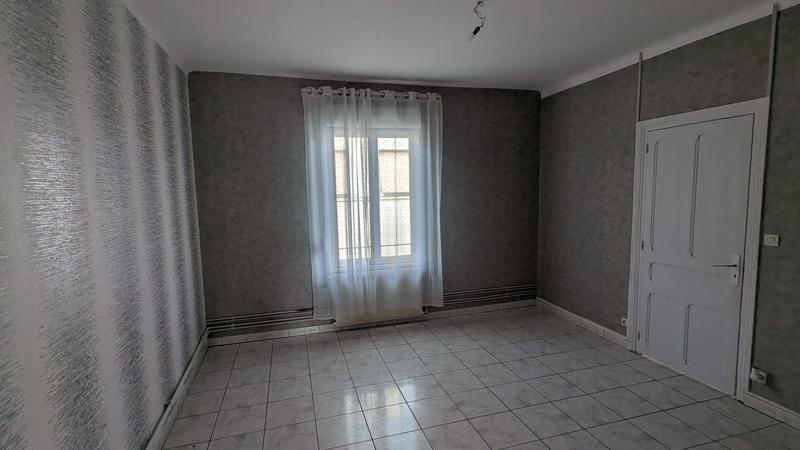 Maison traditionnelle - 206 m² - 8 pièces