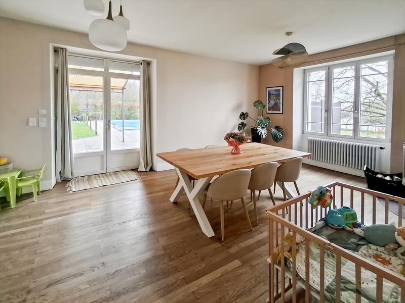 Maison - 185 m² - 7 pièces