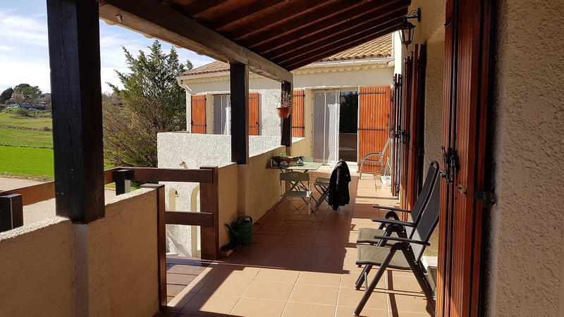 Maison - 235 m² - 10 pièces