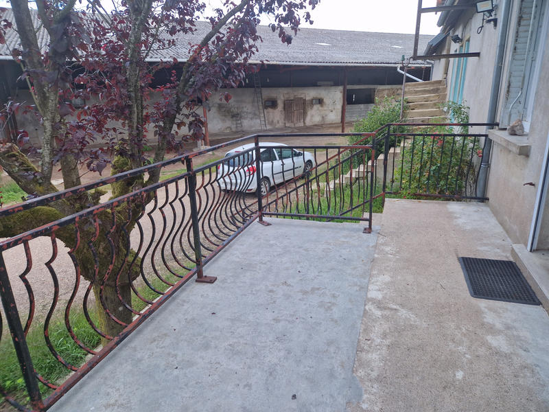 Maison de village - 100 m² - 5 pièces