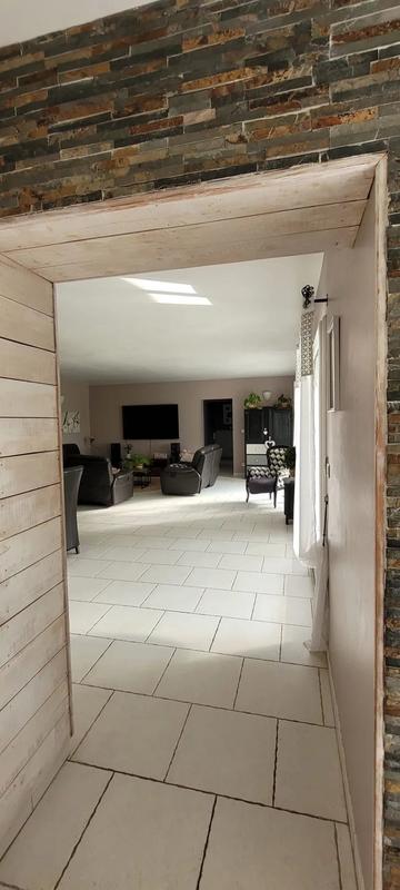 Maison - 245 m² - 10 pièces