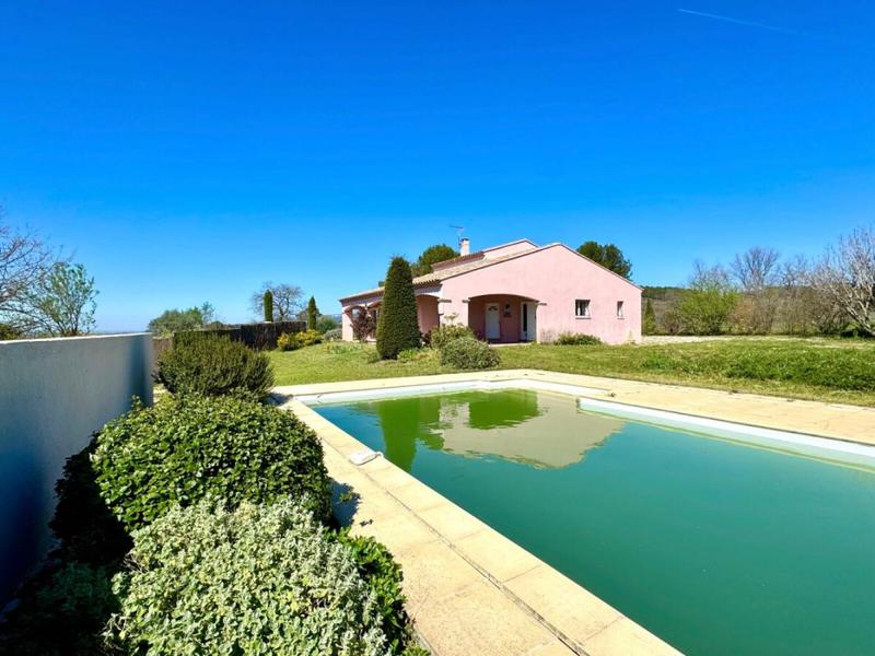 Maison - 160 m² - 5 pièces