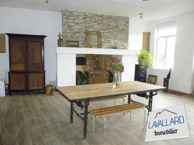 Maison ancienne - 158 m² - 7 pièces