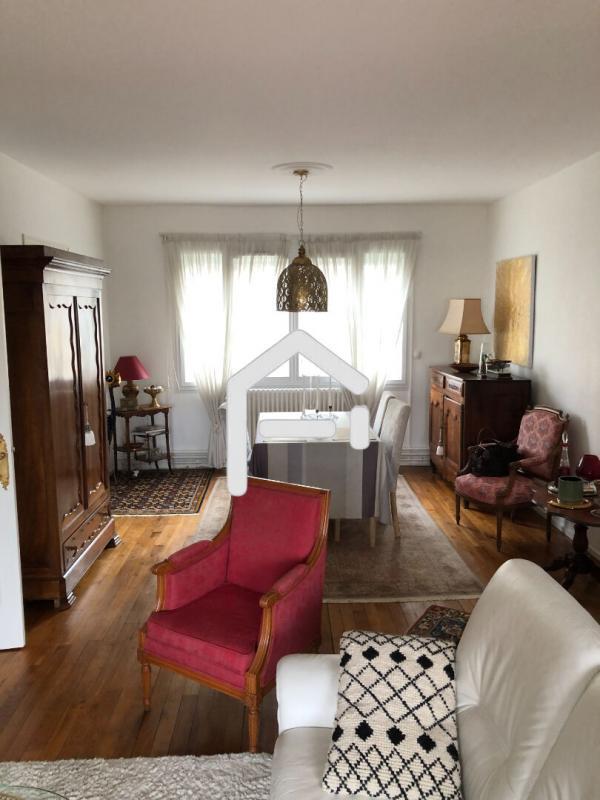 Appartement - 95 m² - 5 pièces