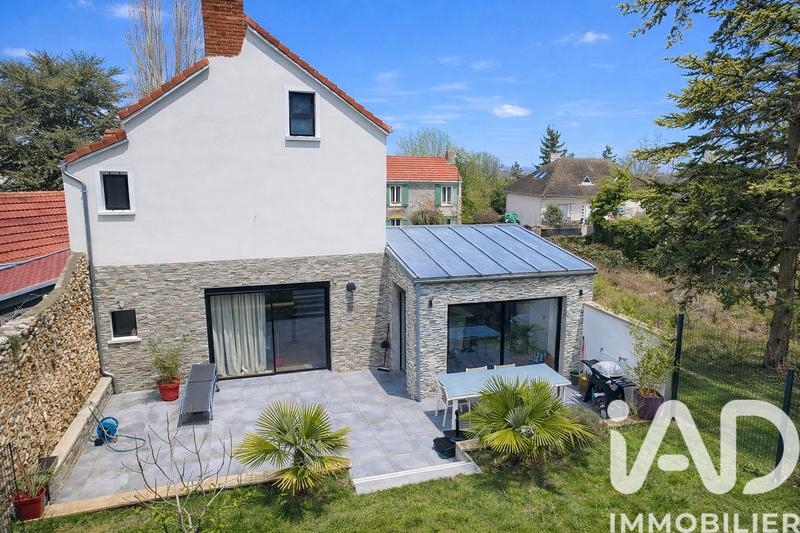 Maison - 142 m² - 6 pièces
