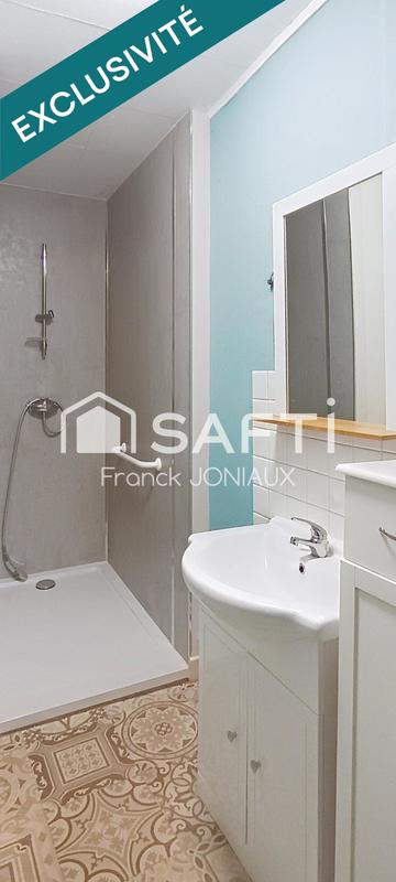 Propriété - 216 m² - 7 pièces