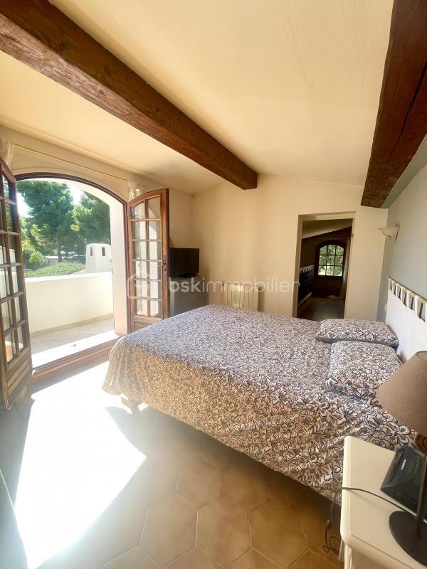 Propriété - 160 m² - 6 pièces