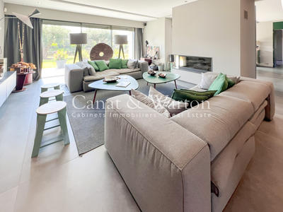 Villa - 280 m² - 7 pièces