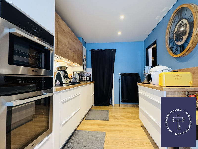 Appartement - 79 m² - 3 pièces