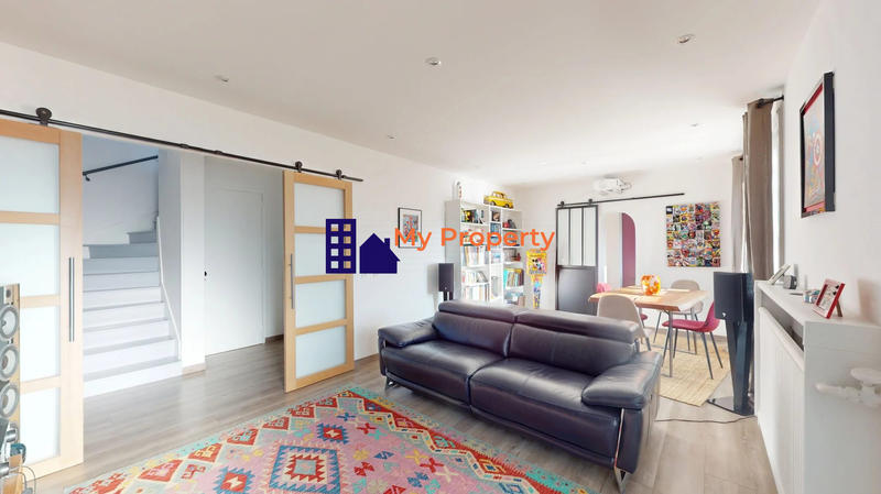 Maison - 96 m² - 5 pièces