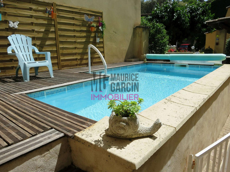 Maison - 165 m² - 6 pièces