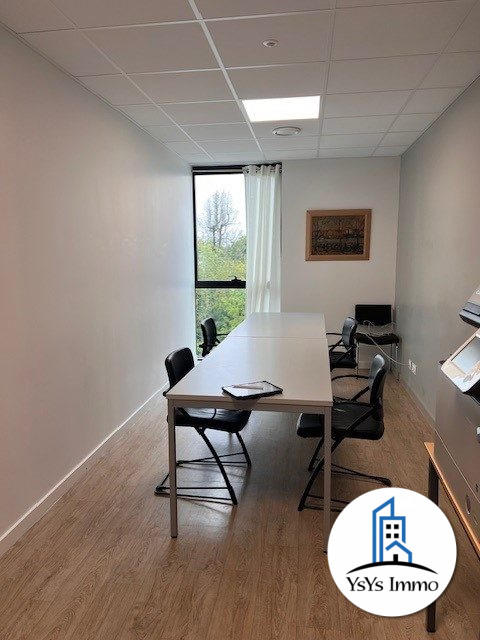 Bureau - 89 m²