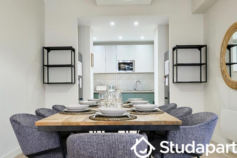 Chambre - 10 m² - 1 pièce