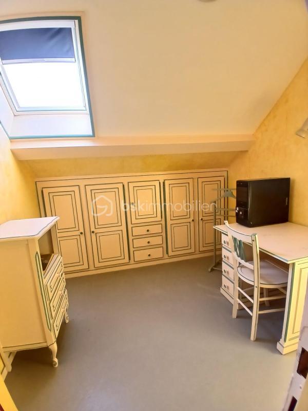 Maison - 163 m² - 8 pièces