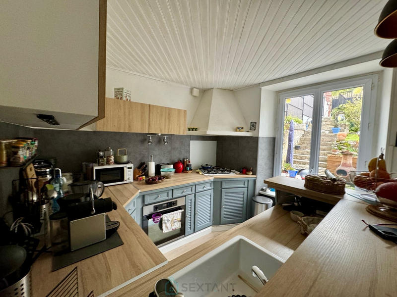 Maison - 130 m² - 7 pièces