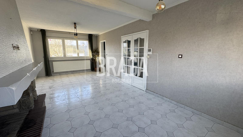 Maison - 92 m² - 6 pièces