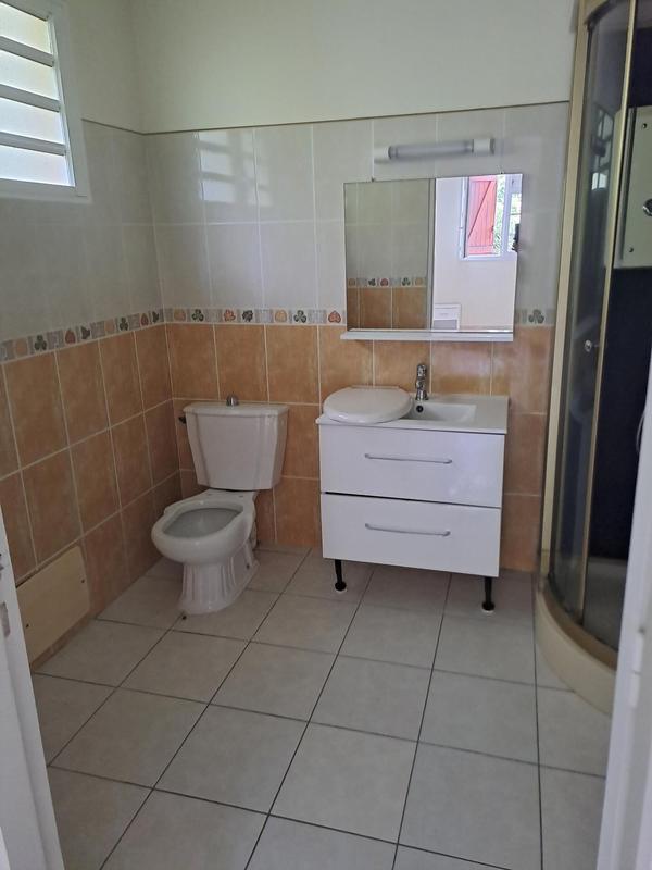 Appartement - 99 m² - 5 pièces