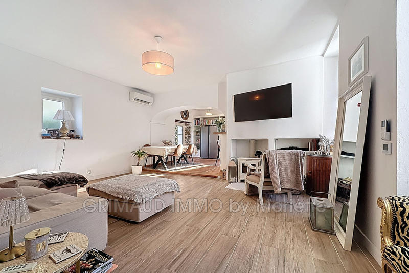 Maison - 141 m² - 5 pièces