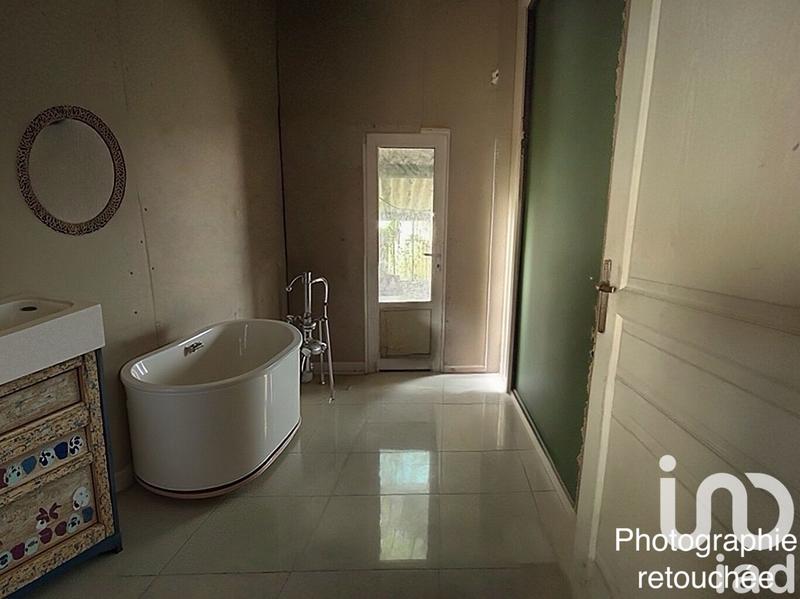 Maison - 330 m² - 10 pièces