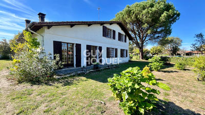 Maison - 159 m² - 8 pièces