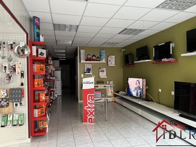 Maison - 202 m² - 10 pièces