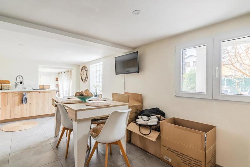 Maison - 104 m² - 4 pièces