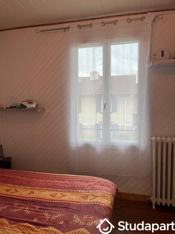 Chambre - 15 m² - 1 pièce