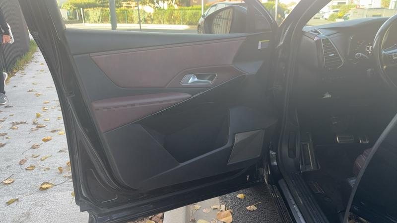 Ds Ds 7 Crossback 1.6 BlueHDi 177 Eat8 la Première