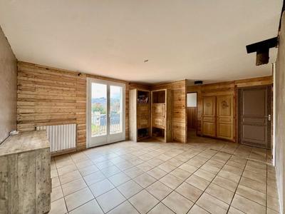 Maison - 148 m² - 6 pièces