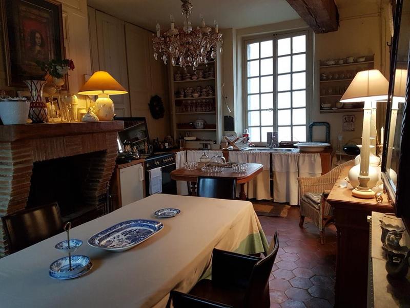 Maison - 280 m² - 6 pièces