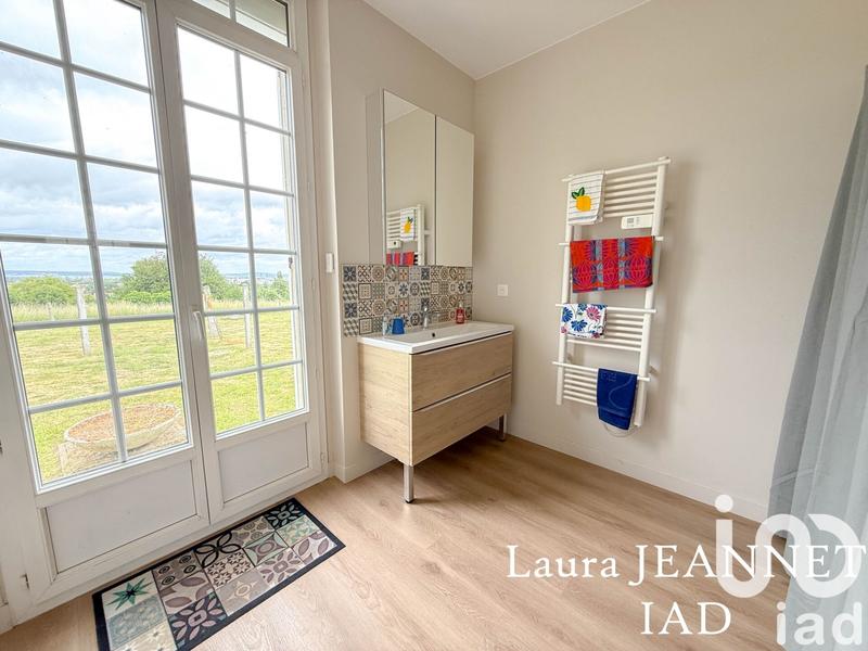 Maison - 228 m² - 8 pièces