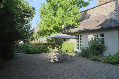 Maison - 340 m² - 9 pièces