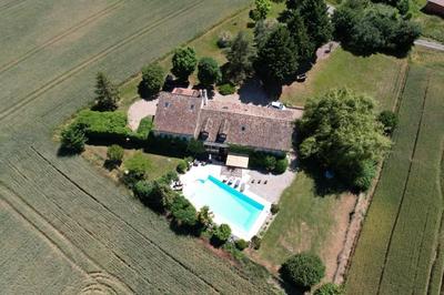 Maison traditionnelle - 195 m² - 6 pièces