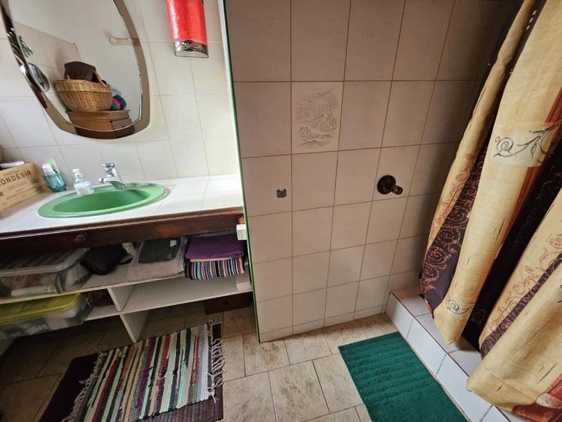 Maison - 222 m² - 9 pièces