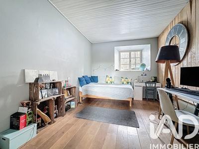 Maison de campagne - 240 m² - 6 pièces