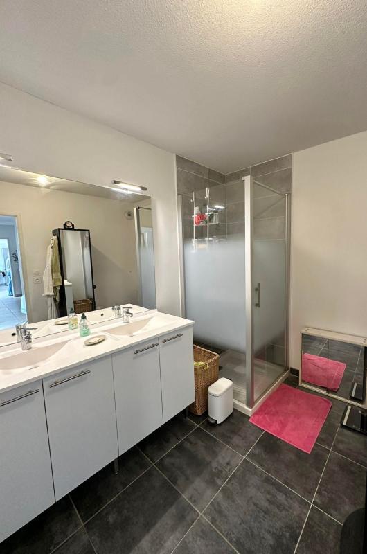 Appartement - 84 m² - 3 pièces