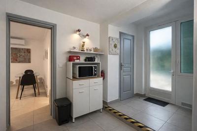 Studio - 25 m² - 2 pièces