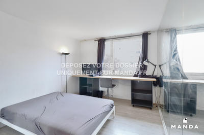 Chambre - 9 m² - 7 pièces