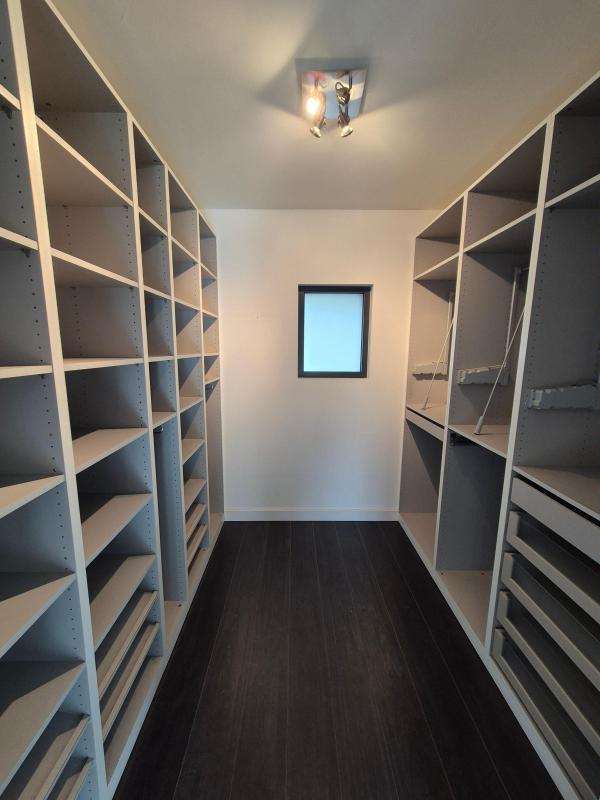 Maison - 180 m² - 4 pièces