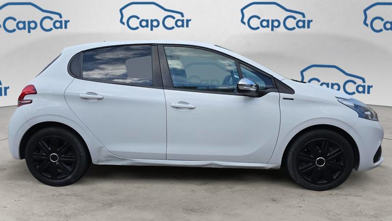 Peugeot 208 II 1.2 PureTech 82 Signature