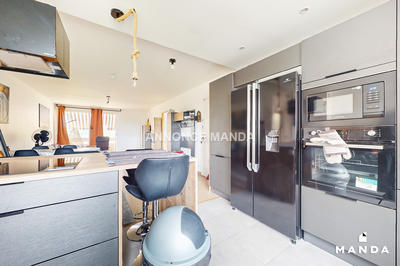 Chambre - 13 m² - 4 pièces