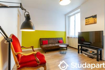 Chambre - 12 m² - 1 pièce