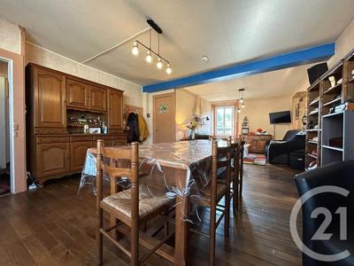 Maison de village - 210 m² - 8 pièces