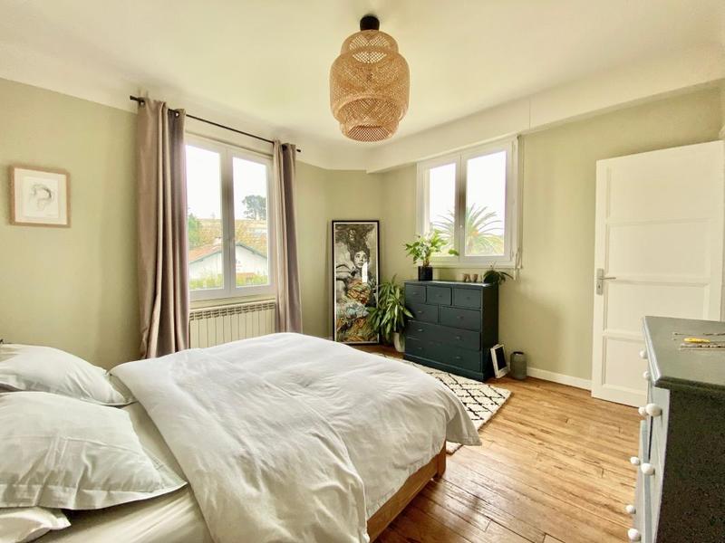 Maison - 196 m² - 7 pièces