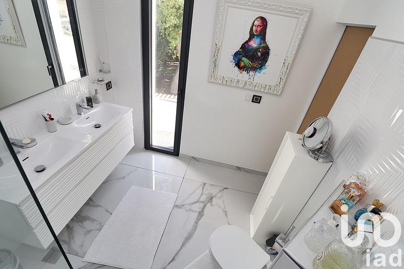 Maison - 210 m² - 4 pièces