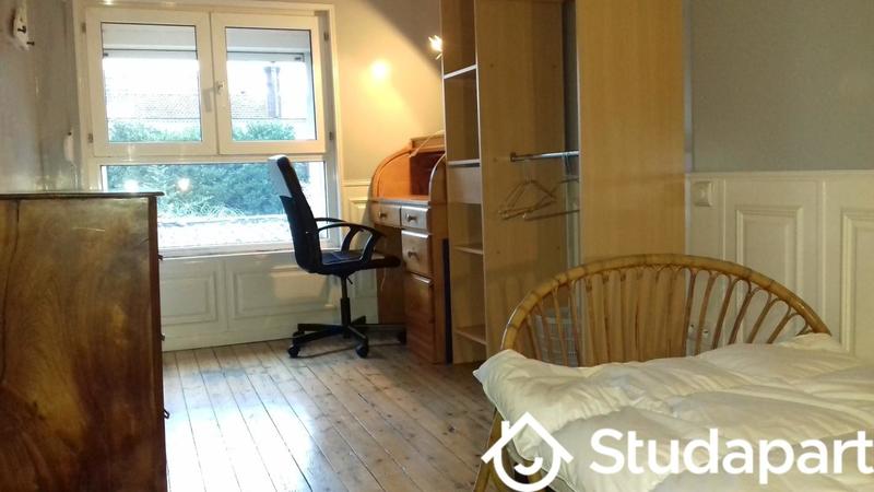 Chambre - 11 m² - 1 pièce